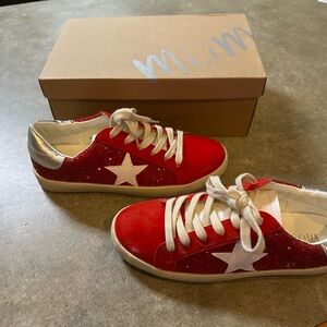 Mi.im Red Star Sneakers